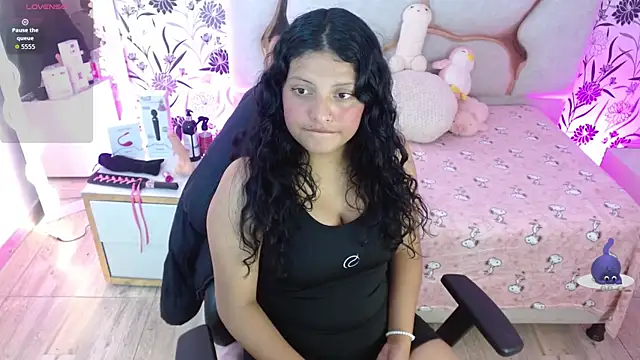 TATTI TAY online show from February 2026 07:36:02 PM