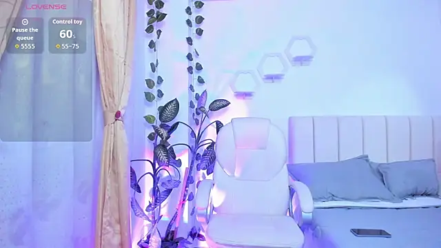 emily7  online show from March 2026 10:15:02 PM