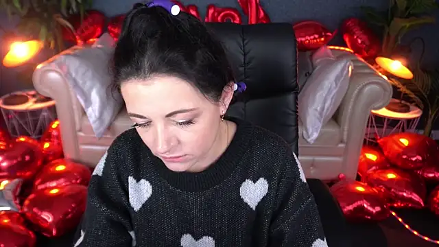 Dafni Monn online show from February 2026 06:51:01 AM