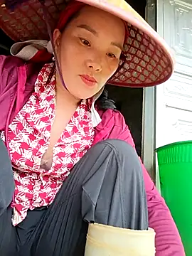Snapshot of yu--yo chatting on July 2026 02:25:01 AM yu--yo online show from July 2026 02:25:01 AM