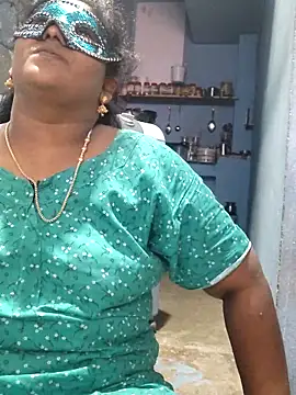 divyasree1431 online show from April 2026 01:05:02 PM