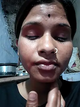 Nirasha cute online show from February 2026 06:04:02 PM