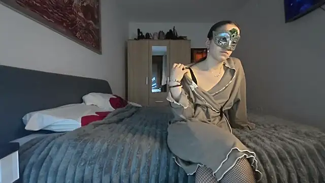 MMcouple200 online show from February 2026 06:05:01 PM