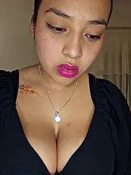 Angelmoon04 online show from February 2026 02:33:01 AM