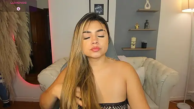 taylor smiith1 online show from March 2026 11:47:01 AM