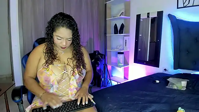  lissa 02 online show from March 2026 02:13:01 AM