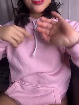  Queen love2 online show from March 2026 04:58:01 AM