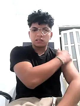 VersedChip online show from March 2026 06:52:01 AM