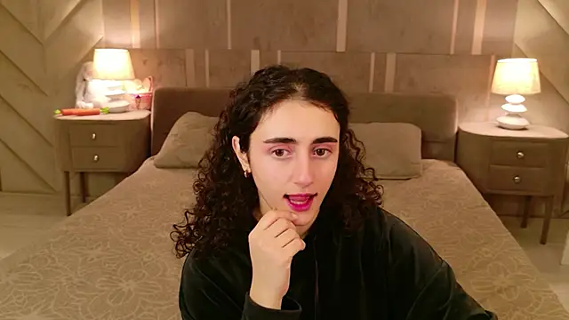 Susan Fors online show from April 2026 05:45:02 AM