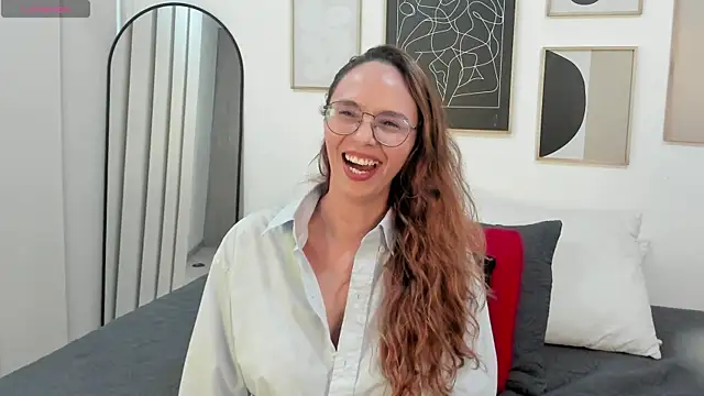 Snapshot of Julianneharris chatting on July 2026 03:04:01 PM Julianneharris online show from July 2026 03:04:01 PM