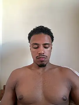 Snapshot of LorenzoBlack27 chatting on June 2026 08:24:02 PM LorenzoBlack27 online show from June 2026 08:24:02 PM