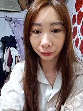 Adela-222 online show from March 2026 12:47:02 AM