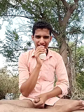 Snapshot of sahilcute1 chatting on June 2026 06:27:02 AM sahilcute1 online show from June 2026 06:27:02 AM