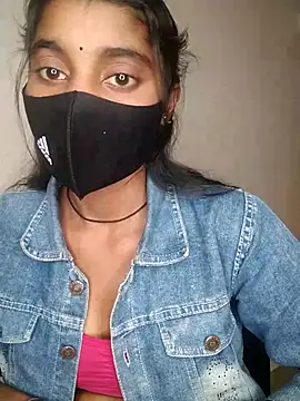 Snapshot of Erotic-Girl chatting on January 2026 03:06:01 PM Erotic-Girl online show from January 2026 03:06:01 PM