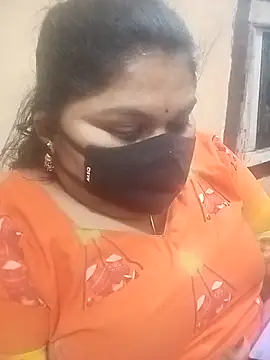 misammahyd online show from February 2026 06:29:02 PM