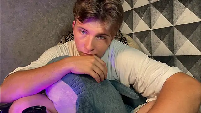 marcus euphoria  online show from July 2026 10:13:02 AM