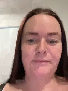 Snapshot of carinabro10 chatting on July 2026 03:08:01 AM carinabro10 online show from July 2026 03:08:01 AM