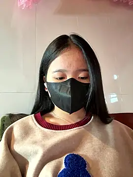 Snapshot of Gwen879 chatting on January 2026 01:11:01 AM Gwen879 online show from January 2026 01:11:01 AM