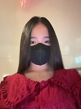 Gwen879 online show from March 2026 06:03:01 AM