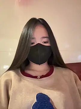 Gwen879 online show from March 2026 12:38:02 AM