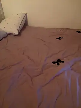 Linhtruong   online show from April 2026 04:31:02 PM