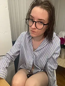 Snapshot of Persephone_Kore chatting on May 2026 07:04:01 PM Persephone Kore online show from May 2026 07:04:01 PM