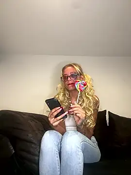 Zungenlolly quinn online show from January 2026 08:14:01 PM