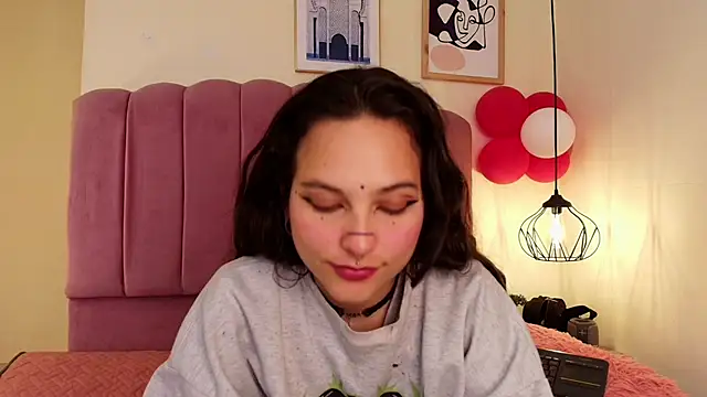 Hanabie  online show from February 2026 03:18:01 AM