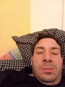 Snapshot of MiWaBitch chatting on January 2026 09:28:01 PM MiWaBitch online show from January 2026 09:28:01 PM