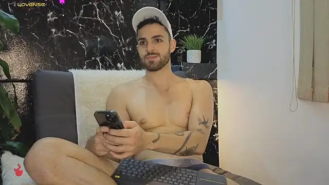 Apolo lux1 online show from January 2026 02:39:01 AM