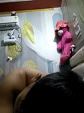 Pulkeet1433 online show from April 2026 12:26:02 PM