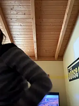 Snapshot of Marina_und_Jayden chatting on January 2026 12:40:02 PM Marina und Jayden online show from January 2026 12:40:02 PM