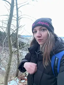 Snapshot of Marina_und_Jayden chatting on February 2026 04:25:01 PM Marina und Jayden online show from February 2026 04:25:01 PM