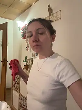 Snapshot of Marina_und_Jayden chatting on February 2026 07:01:01 PM Marina und Jayden online show from February 2026 07:01:01 PM