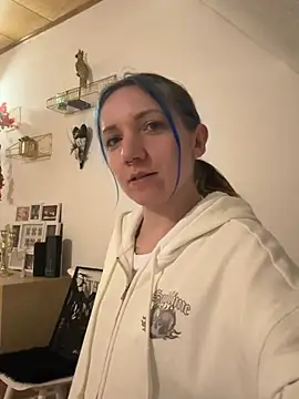 Snapshot of Marina_und_Jayden chatting on March 2026 09:50:01 PM Marina und Jayden online show from March 2026 09:50:01 PM