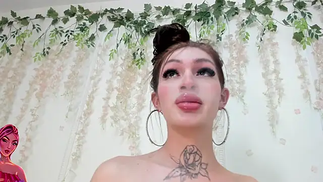 Snapshot of lizz_lunna chatting on June 2026 08:47:02 PM lizz lunna online show from June 2026 08:47:02 PM