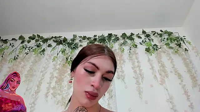 Snapshot of lizz_lunna chatting on June 2026 08:21:01 PM lizz lunna online show from June 2026 08:21:01 PM