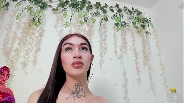 Snapshot of lizz_lunna chatting on July 2026 07:38:01 PM lizz lunna online show from July 2026 07:38:01 PM