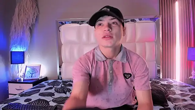 Roger And Ramona online show from March 2026 12:18:01 PM