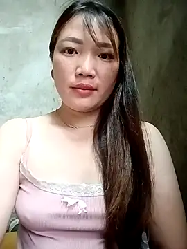 Snapshot of Nunaa2x chatting on July 2026 12:15:02 AM Nunaa2x online show from July 2026 12:15:02 AM