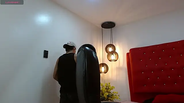 paullcb online show from January 2026 03:56:01 AM