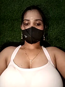 Snapshot of Nithyatamil chatting on February 2026 05:17:02 PM Nithyatamil online show from February 2026 05:17:02 PM