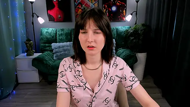 Snapshot of KikaOsterman chatting on April 2026 02:15:02 PM KikaOsterman online show from April 2026 02:15:02 PM