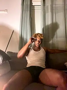 Snapshot of Axel_black10 chatting on January 2026 10:00:02 PM Axel black10 online show from January 2026 10:00:02 PM