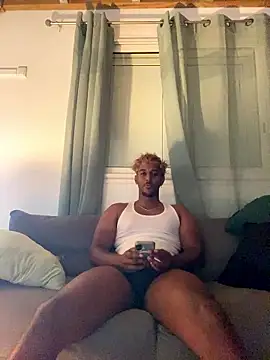 Snapshot of Axel_black10 chatting on January 2026 08:30:01 AM Axel black10 online show from January 2026 08:30:01 AM