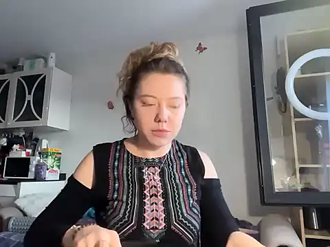 Luxerin online show from February 2026 03:46:01 PM