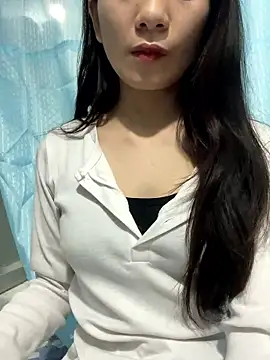 Snapshot of berry_alma06 chatting on January 2026 02:00:01 PM berry alma06 online show from January 2026 02:00:01 PM