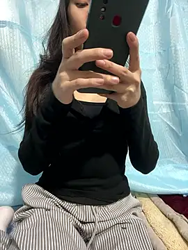 Snapshot of berry_alma06 chatting on January 2026 01:38:02 PM berry alma06 online show from January 2026 01:38:02 PM