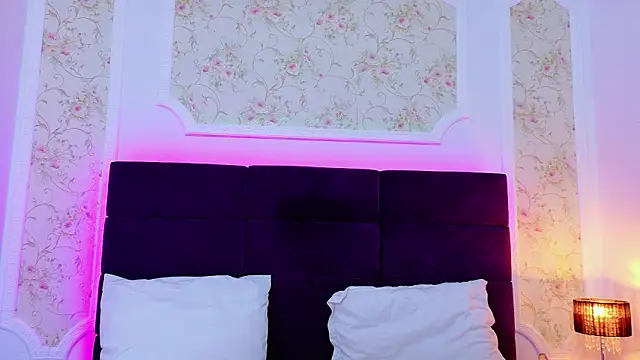 EvelinHill online show from February 2026 05:12:02 AM