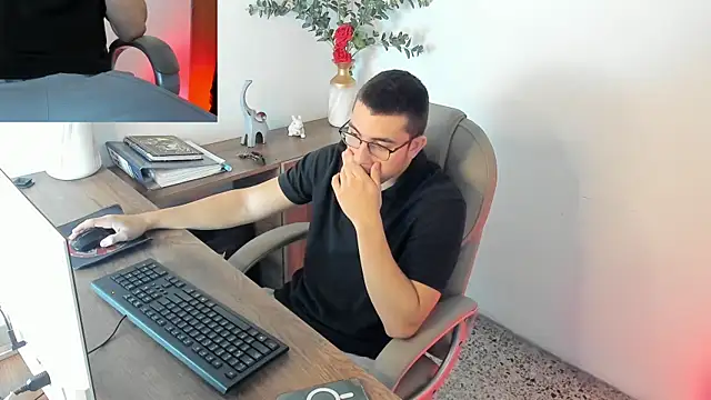 Snapshot of Jay_Grip chatting on February 2026 01:21:01 PM Jay Grip online show from February 2026 01:21:01 PM